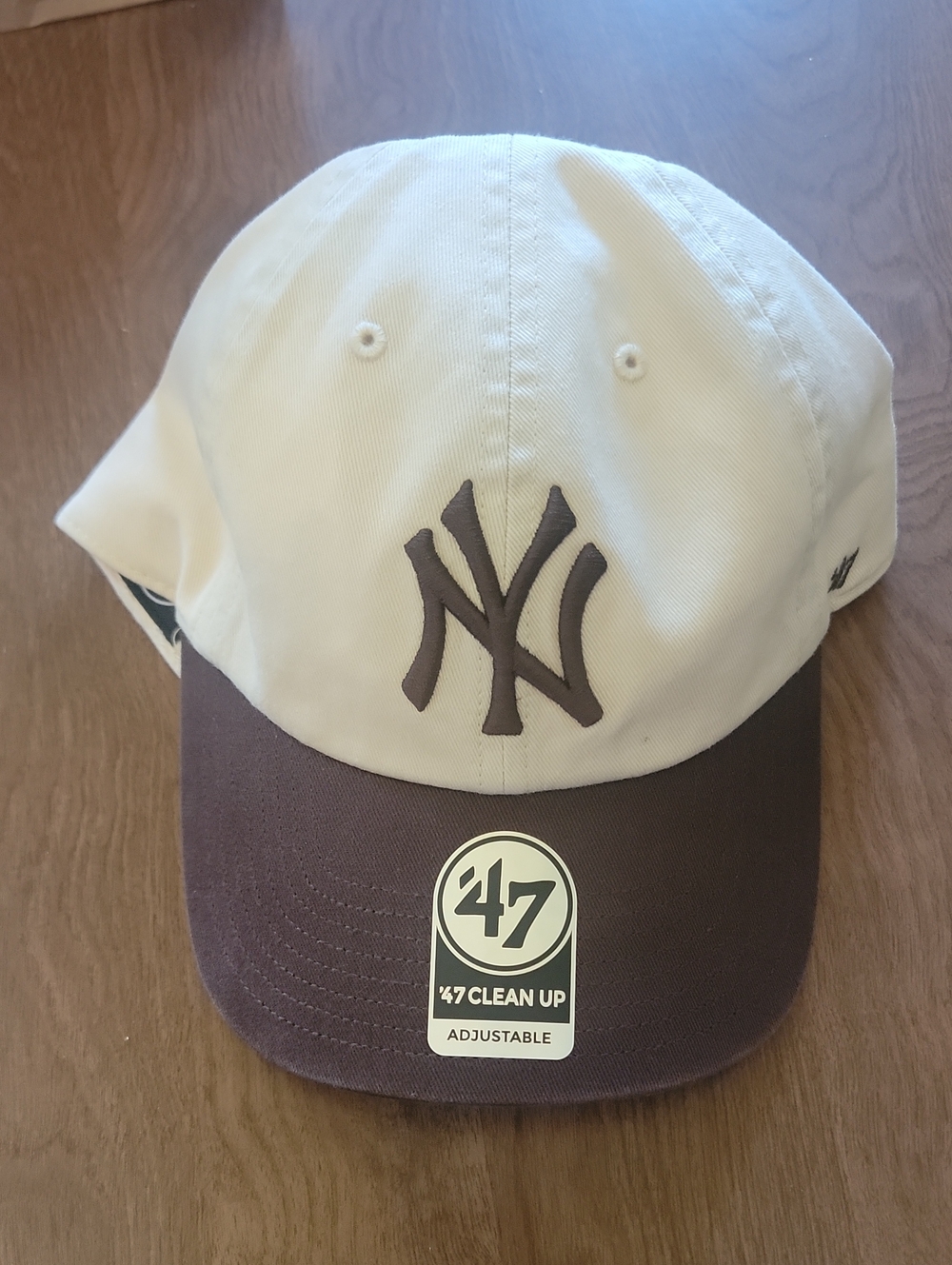 ’47 New York Yankees Clean Up Adjustable 2-Tone Cap - Cream/Brown One Size